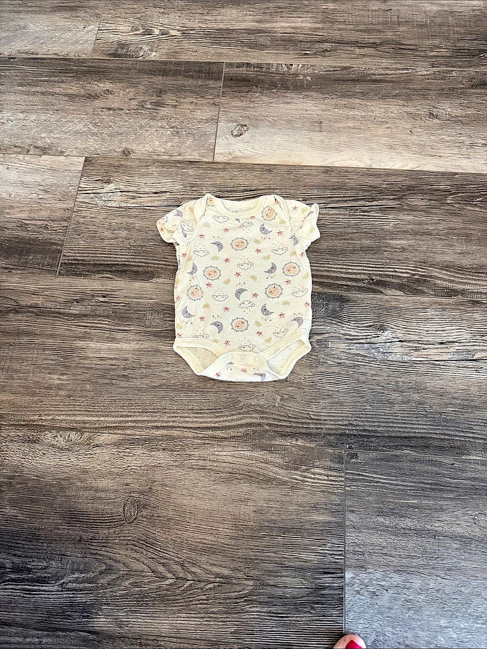 Sterling Baby Bodysuit in Cream & Pink Size 3M Like New